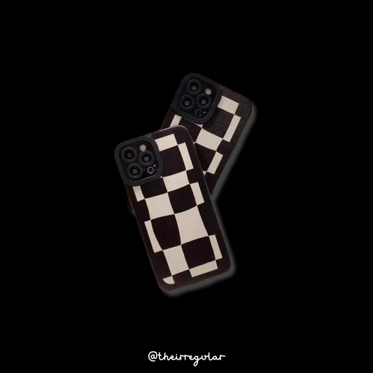 Checkered Iphone case - Iphone 12 & 13 series