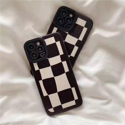 Checkered Iphone case - Iphone 12 & 13 series